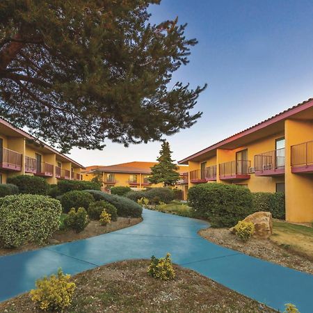 Baymont By Wyndham Tehachapi Exterior foto