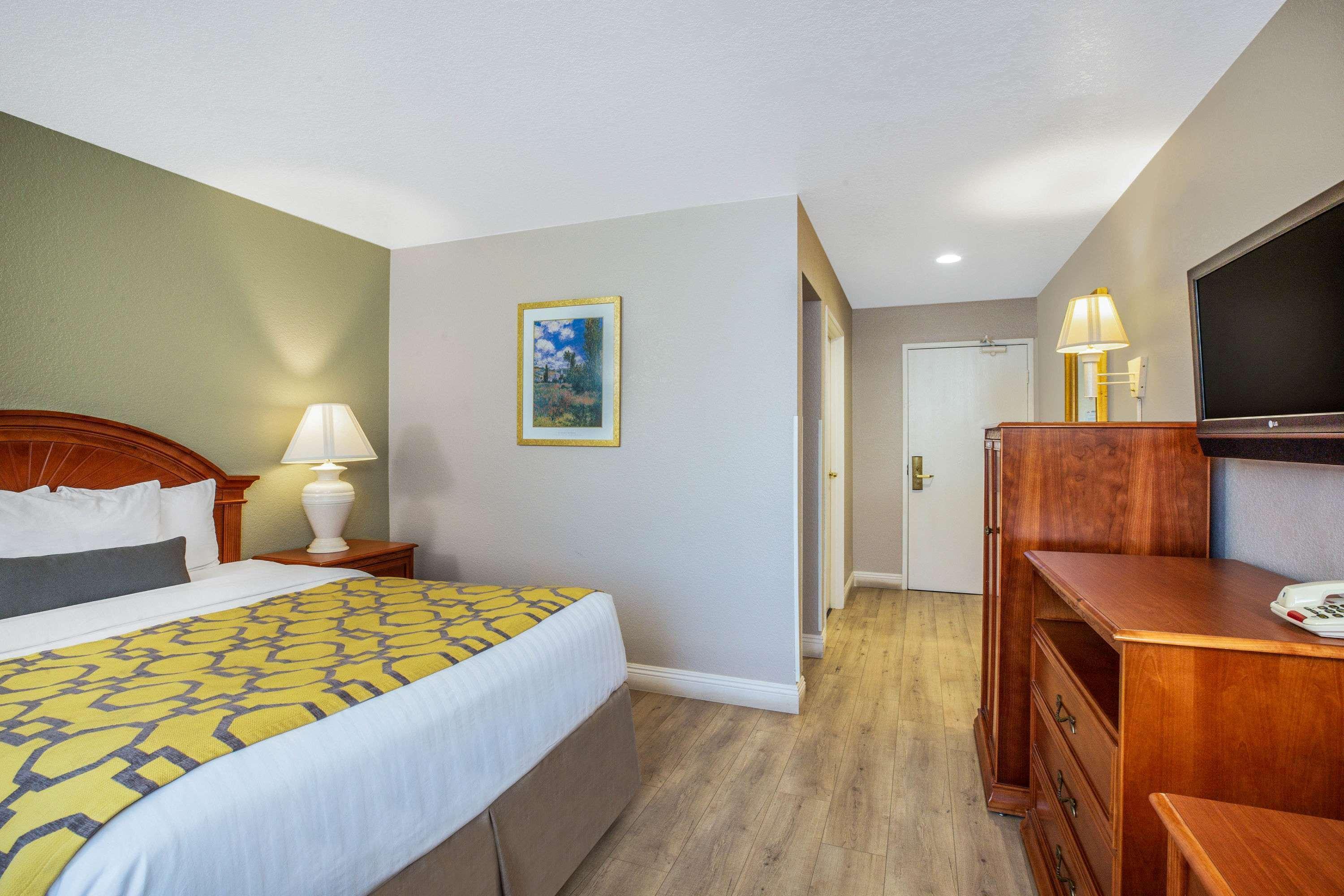 Baymont By Wyndham Tehachapi Exterior foto